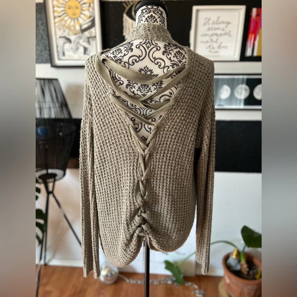 Knox Rose knitted lace back sweater size large in sage green‎